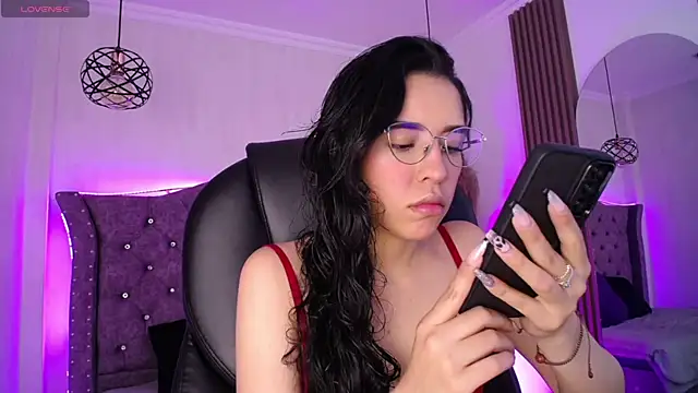 Amara Davis1 online show from 05/10/26, 03:43