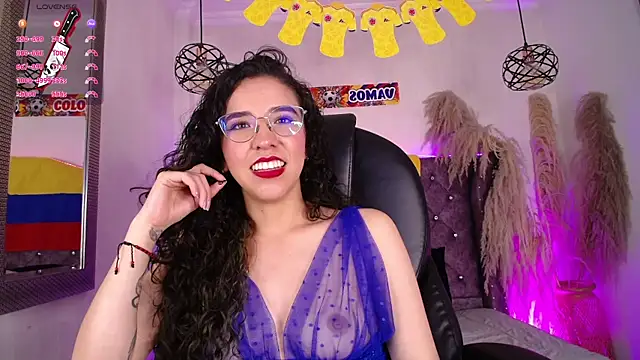 Amara Davis1 online show from 07/07/26, 06:47