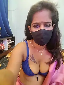 Snapshot of Tinaa_baby chatting on 03/22/26, 03:54 Tinaa baby online show from 03/22/26, 03:54