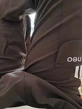 Snapshot of shybullggn chatting on 06/22/26, 04:42 shybullggn online show from 06/22/26, 04:42