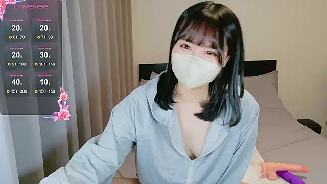 papikochan45 online show from 03/22/26, 07:32