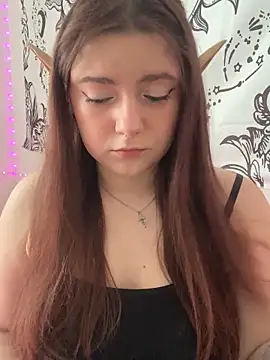 bambimay  online show from 03/04/26, 11:18