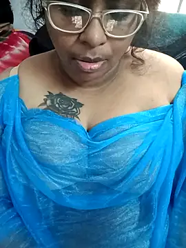 deepika-mallus online show from 04/17/26, 09:45