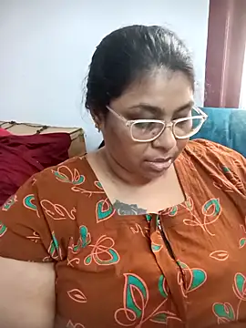 deepika-mallus online show from 04/19/26, 08:15