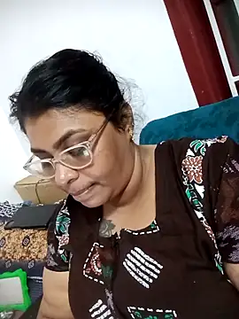 deepika-mallus online show from 03/21/26, 01:48