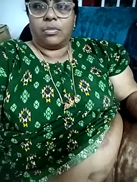 deepika-mallus online show from 03/29/26, 08:43