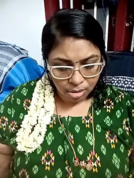 deepika-mallus online show from 04/22/26, 01:07