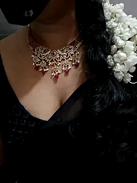 Snapshot of AnushaTelugu chatting on 07/08/26, 05:57 AnushaTelugu online show from 07/08/26, 05:57