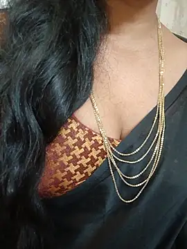 Snapshot of AnushaTelugu chatting on 05/26/26, 05:27 AnushaTelugu online show from 05/26/26, 05:27