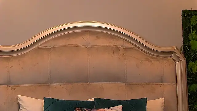 Kim Skyleer online show from 03/07/26, 05:58