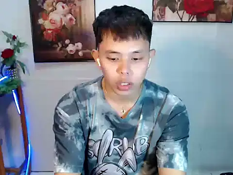 Snapshot of Baby_Maxxx chatting on 07/06/26, 06:09 Baby Maxxx online show from 07/06/26, 06:09