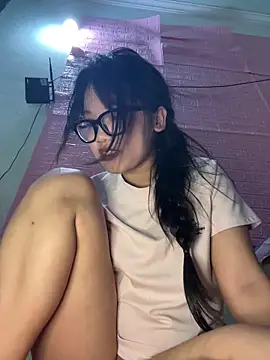 Leeeeiu online show from 05/07/26, 03:37