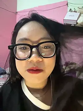 Leeeeiu online show from 05/03/26, 03:15