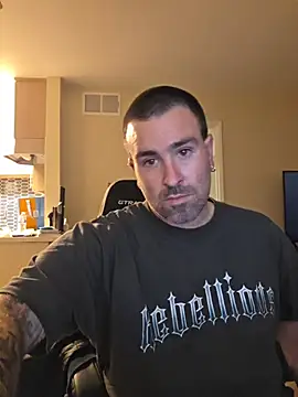 Biggbaddwulf7 online show from 05/13/26, 10:33