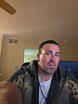 Biggbaddwulf7 online show from 06/26/26, 06:52