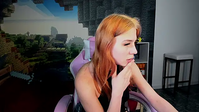 RosaFowler online show from 02/28/26, 12:27