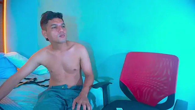 Hornyshow1 online show from 03/31/26, 11:56