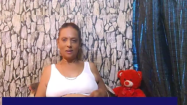 Hot queen58 online show from 04/10/26, 06:31