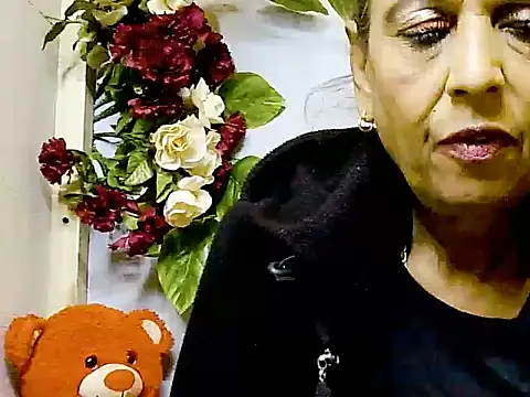 Snapshot of Hot_queen58 chatting on 05/26/26, 05:38 Hot queen58 online show from 05/26/26, 05:38