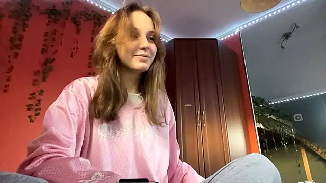 Snapshot of GretaMcdannold chatting on 02/28/26, 02:28 GretaMcdannold online show from 02/28/26, 02:28