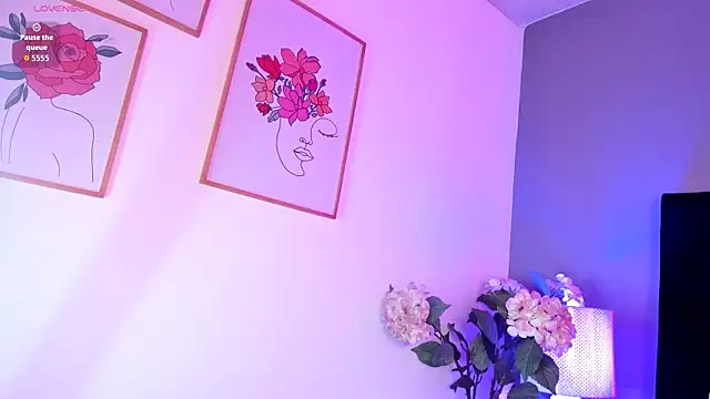 scarlett leex  online show from 04/11/26, 07:45