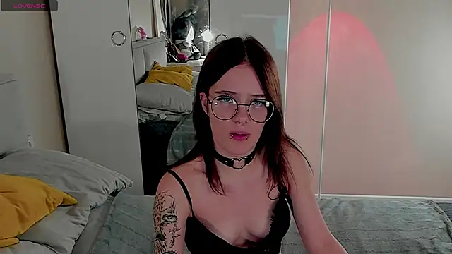 Marika Degas online show from 05/23/26, 03:22