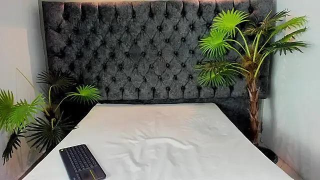 Snapshot of ZANE_EVANS chatting on 02/28/26, 01:11 ZANE EVANS online show from 02/28/26, 01:11