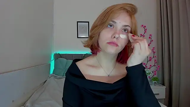 DellaRows online show from 04/01/26, 05:42