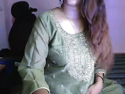 Snapshot of Niya_thakur chatting on 07/06/26, 05:47 Niya thakur online show from 07/06/26, 05:47