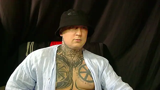 devilWithTats online show from 07/27/26, 01:51