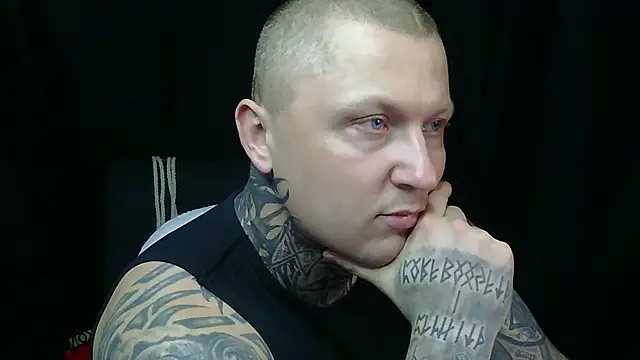 Snapshot of devilWithTats chatting on 06/01/26, 01:55 devilWithTats online show from 06/01/26, 01:55