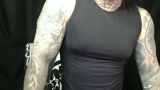 Snapshot of devilWithTats chatting on 05/12/26, 12:11 devilWithTats online show from 05/12/26, 12:11
