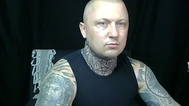 Snapshot of devilWithTats chatting on 05/06/26, 07:56 devilWithTats online show from 05/06/26, 07:56