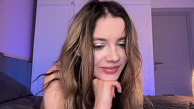 AliceTease online show from 05/28/26, 08:15