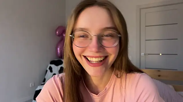 Lolatatee online show from 03/31/26, 04:03