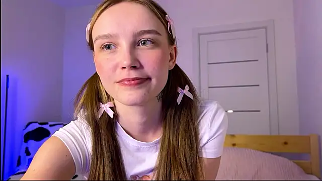 Lolatatee online show from 03/04/26, 06:26