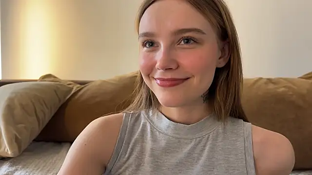 Lolatatee online show from 04/11/26, 10:41