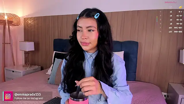 missprada  online show from 03/19/26, 12:16