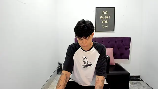 TomBoy Natali online show from 04/04/26, 06:58