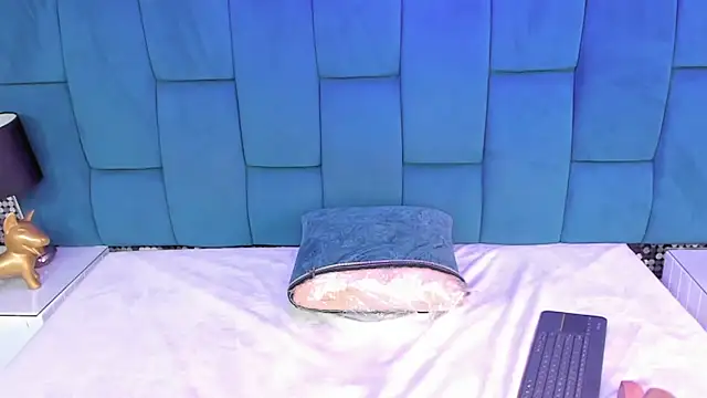 reze chaw online show from 03/27/26, 01:23