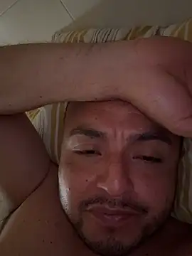 alexandeerr1986 online show from 05/26/26, 07:39