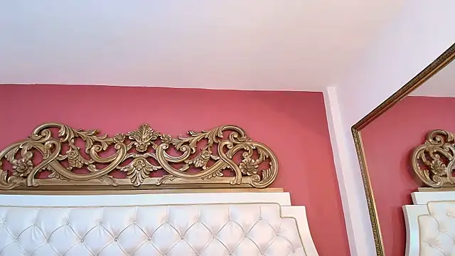 AllyRoux online show from 05/19/26, 02:13