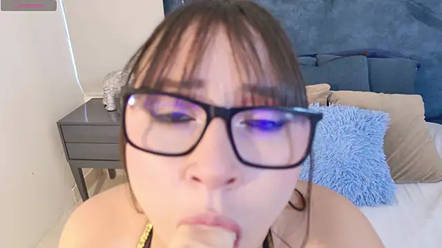 AllyRoux online show from 04/01/26, 12:06