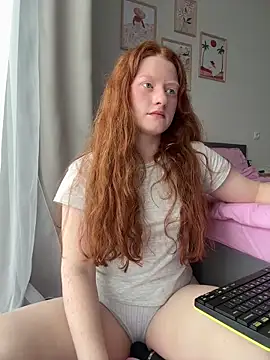 gingerlatte online show from 05/17/26, 09:53