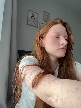 gingerlatte online show from 04/14/26, 08:41