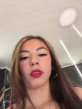   Nahomy online show from 03/03/26, 12:12