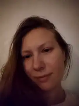 Snapshot of August_Shine chatting on 04/01/26, 06:16 August Shine online show from 04/01/26, 06:16