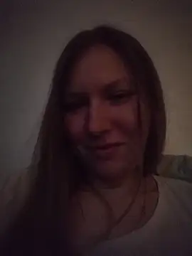 August Shine online show from 04/23/26, 06:20