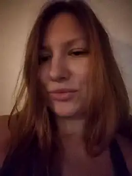 Snapshot of August_Shine chatting on 04/14/26, 06:13 August Shine online show from 04/14/26, 06:13