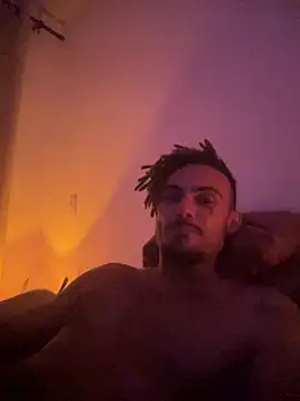 Snapshot of PadilhaTheo chatting on 03/01/26, 08:36 PadilhaTheo online show from 03/01/26, 08:36